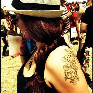 Meet your Posher, Rachel